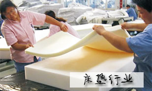 熱熔膠機在家居日用品上應用